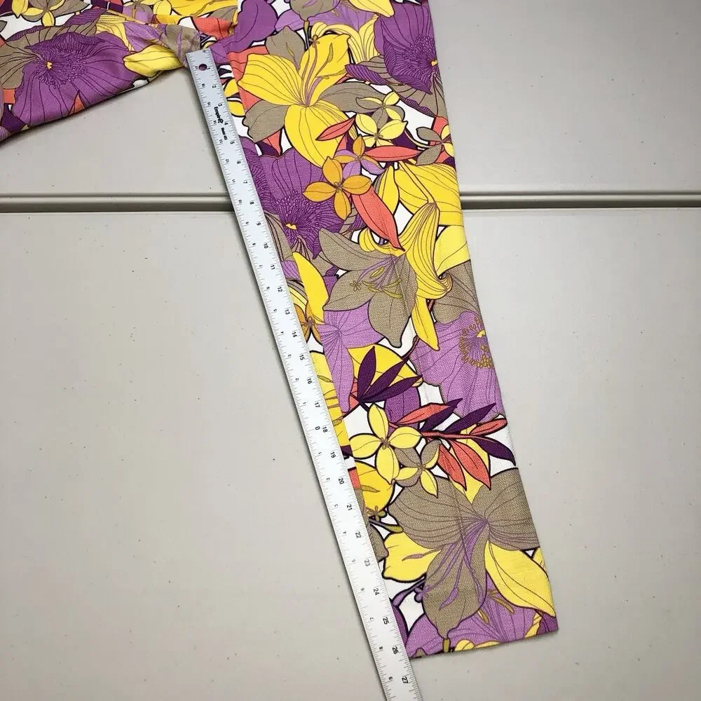 Trina Turk Women’s Moss 2 Floral Print Cropped Pants Size 4 Lilies Purple